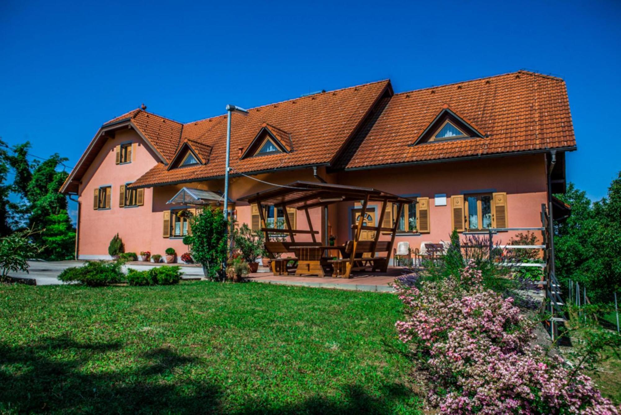 Turisticna Kmetija Protner Villa Pernica Exterior photo
